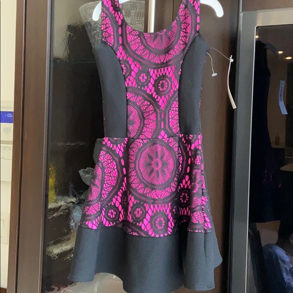 Brand new Cheryl dress hot pink/black girl size 4